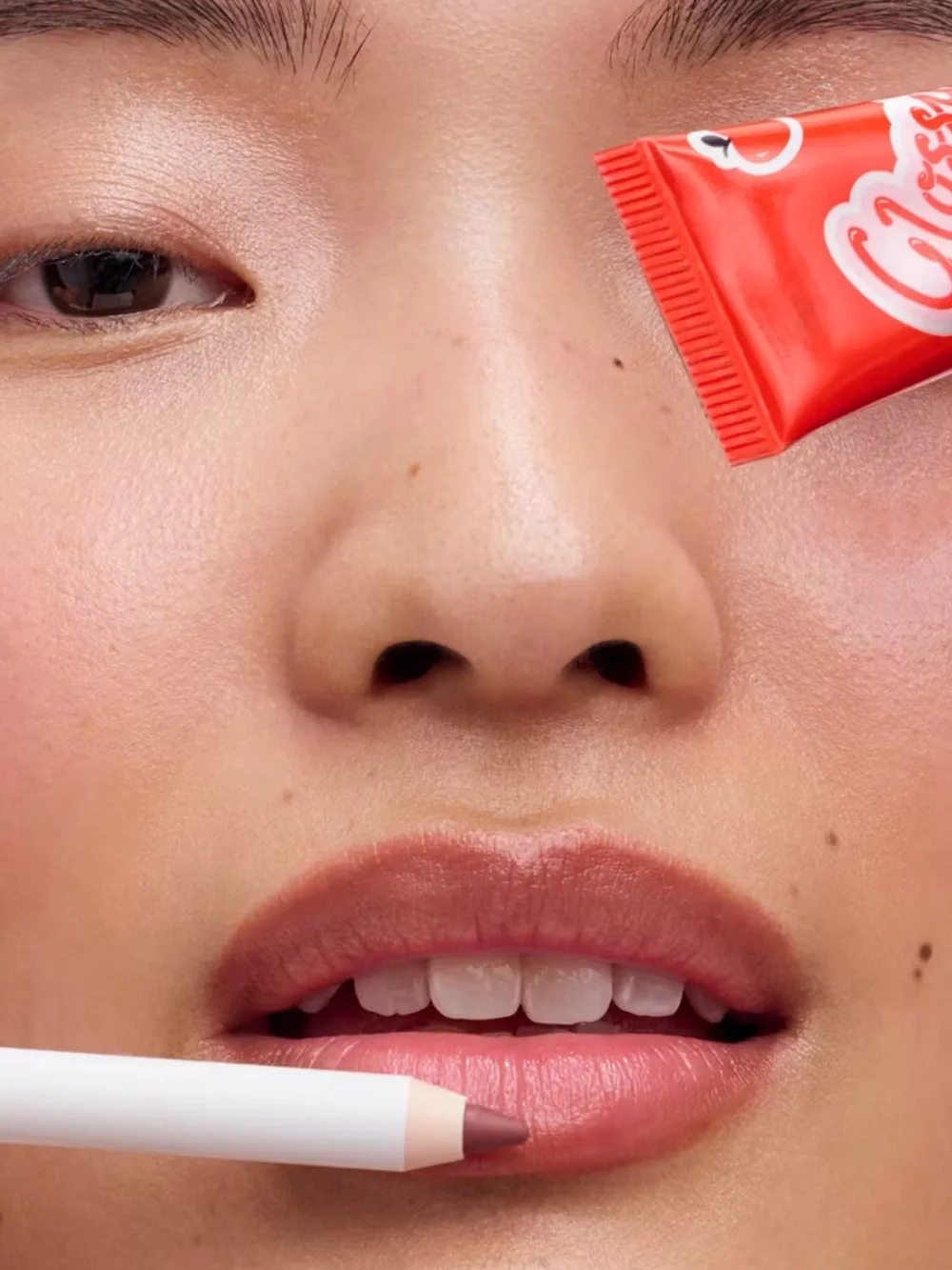 Glossier Balm Dotcom I ❤️ NY Lip Salve — Red & White Tube